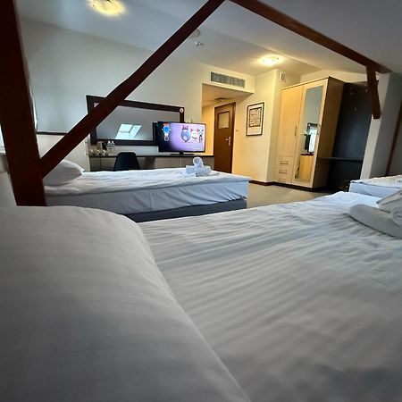 Magiczna Farma Hotel Obiady Maka I Magia Zambrow Dış mekan fotoğraf
