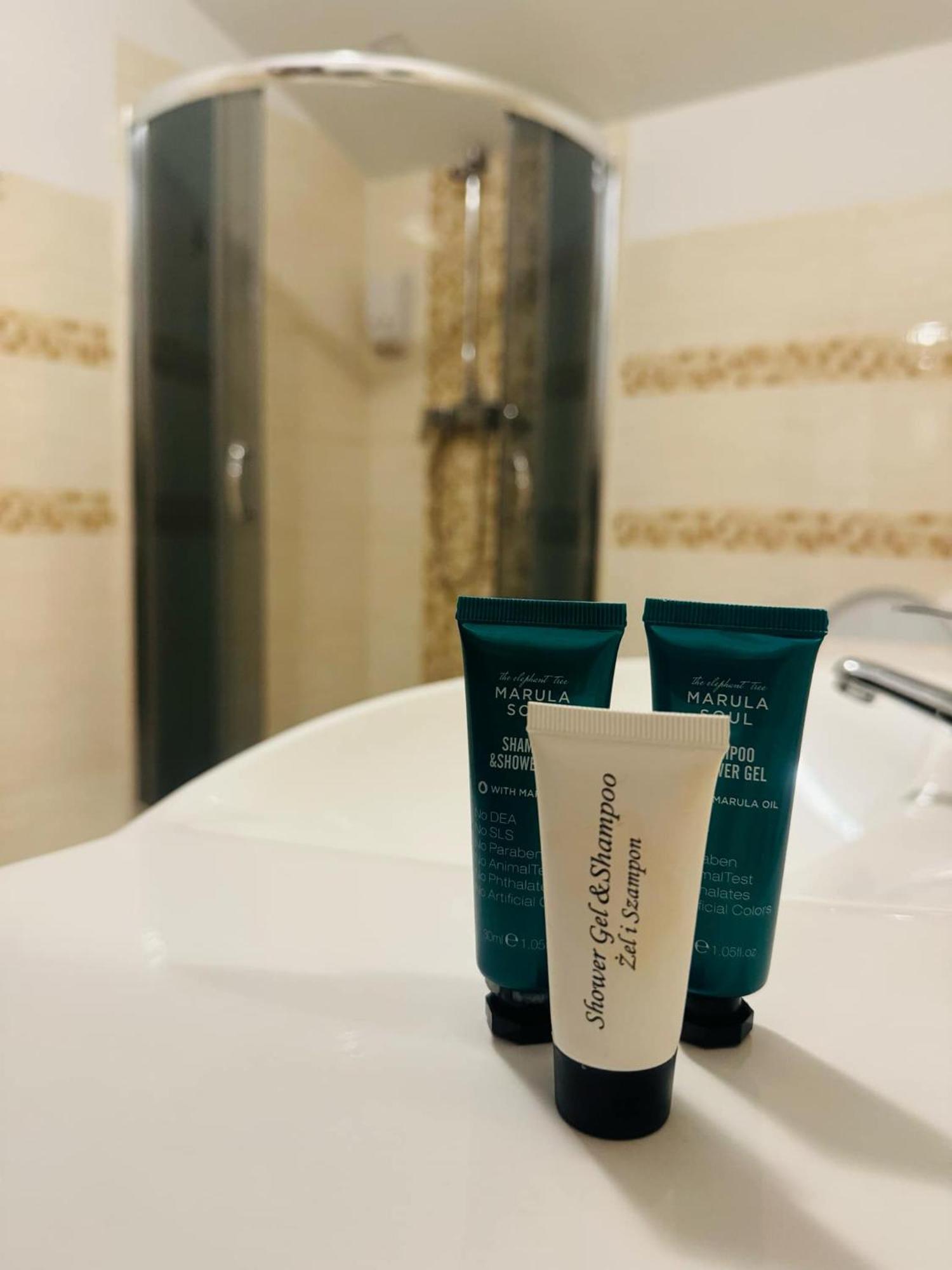 Magiczna Farma Hotel Obiady Maka I Magia Zambrow Dış mekan fotoğraf